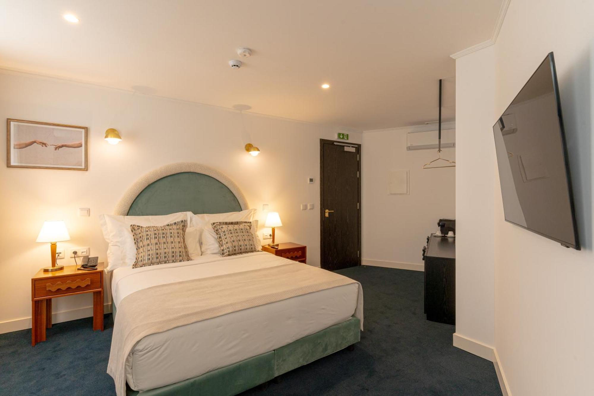 Superior Double Room,1579060589:JPEG